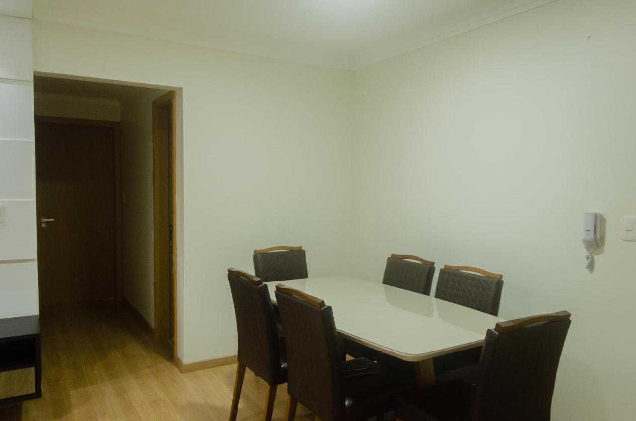 No Centro De Cascavel, Atras Do Ibis, Confortavel E Bom Gosto Cascavel  Kültér fotó