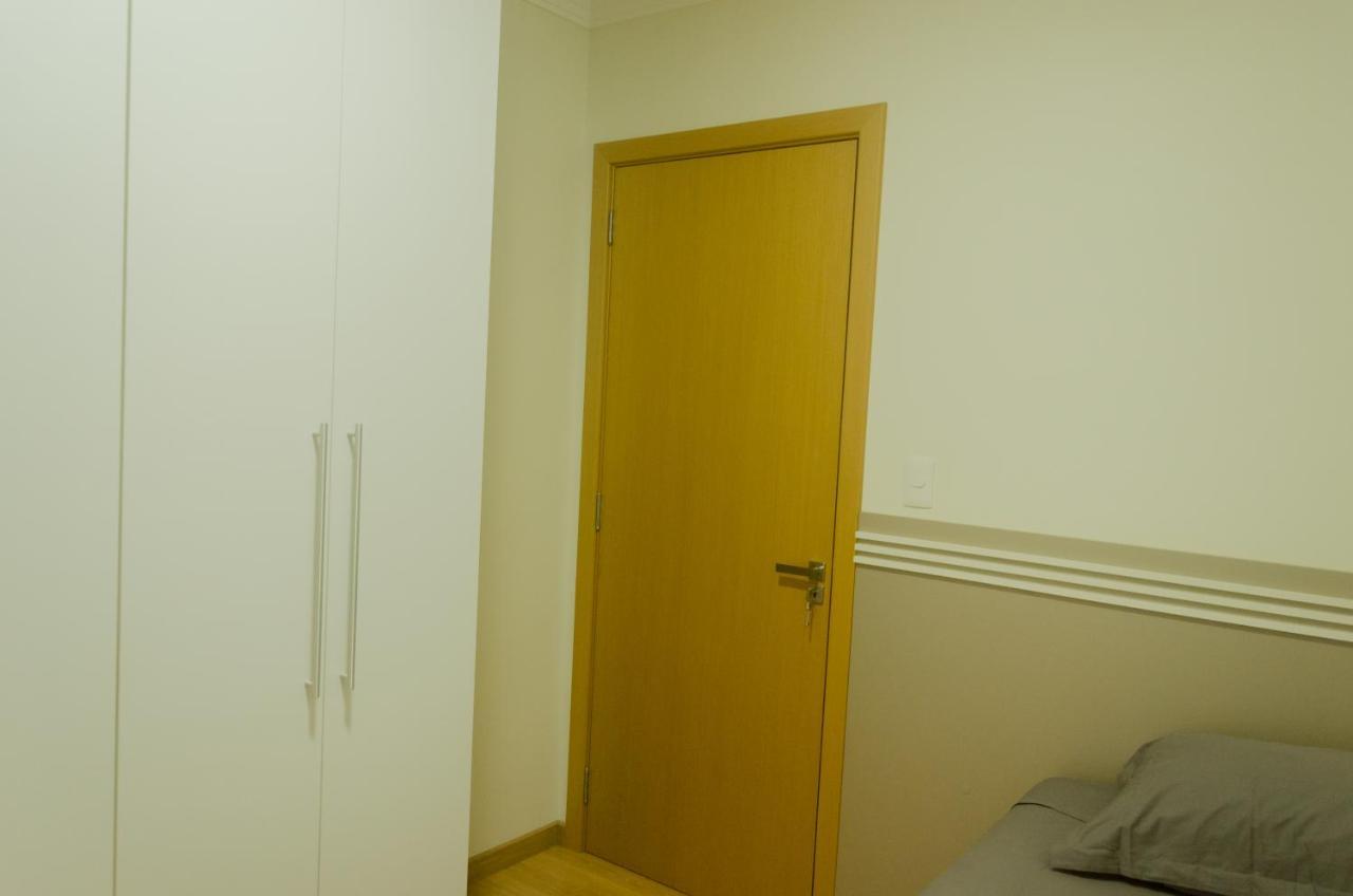 No Centro De Cascavel, Atras Do Ibis, Confortavel E Bom Gosto Cascavel  Kültér fotó